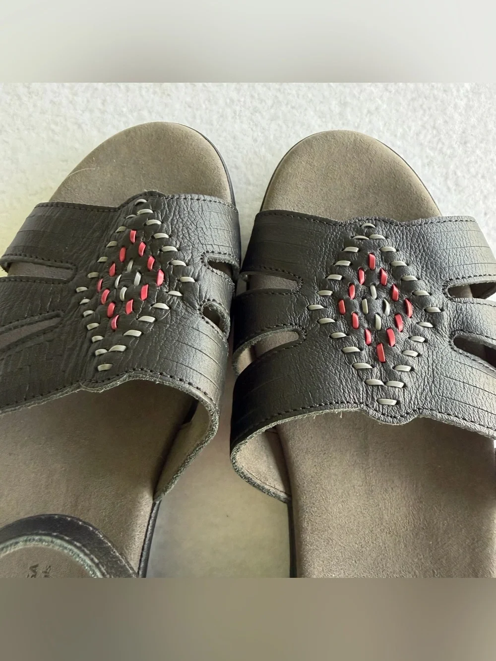 SAS Handcrafted Leather Huarache Sandals Black Stitch Detail Ankle Strap Size 10